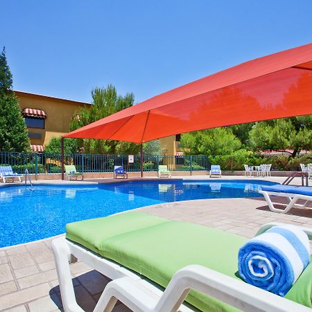 Holiday Inn Express Chihuahua By Ihg Экстерьер фото
