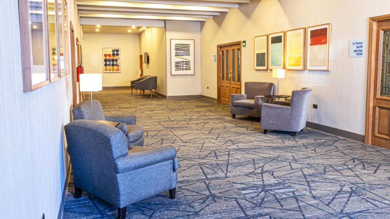 Holiday Inn Express Chihuahua By Ihg Экстерьер фото
