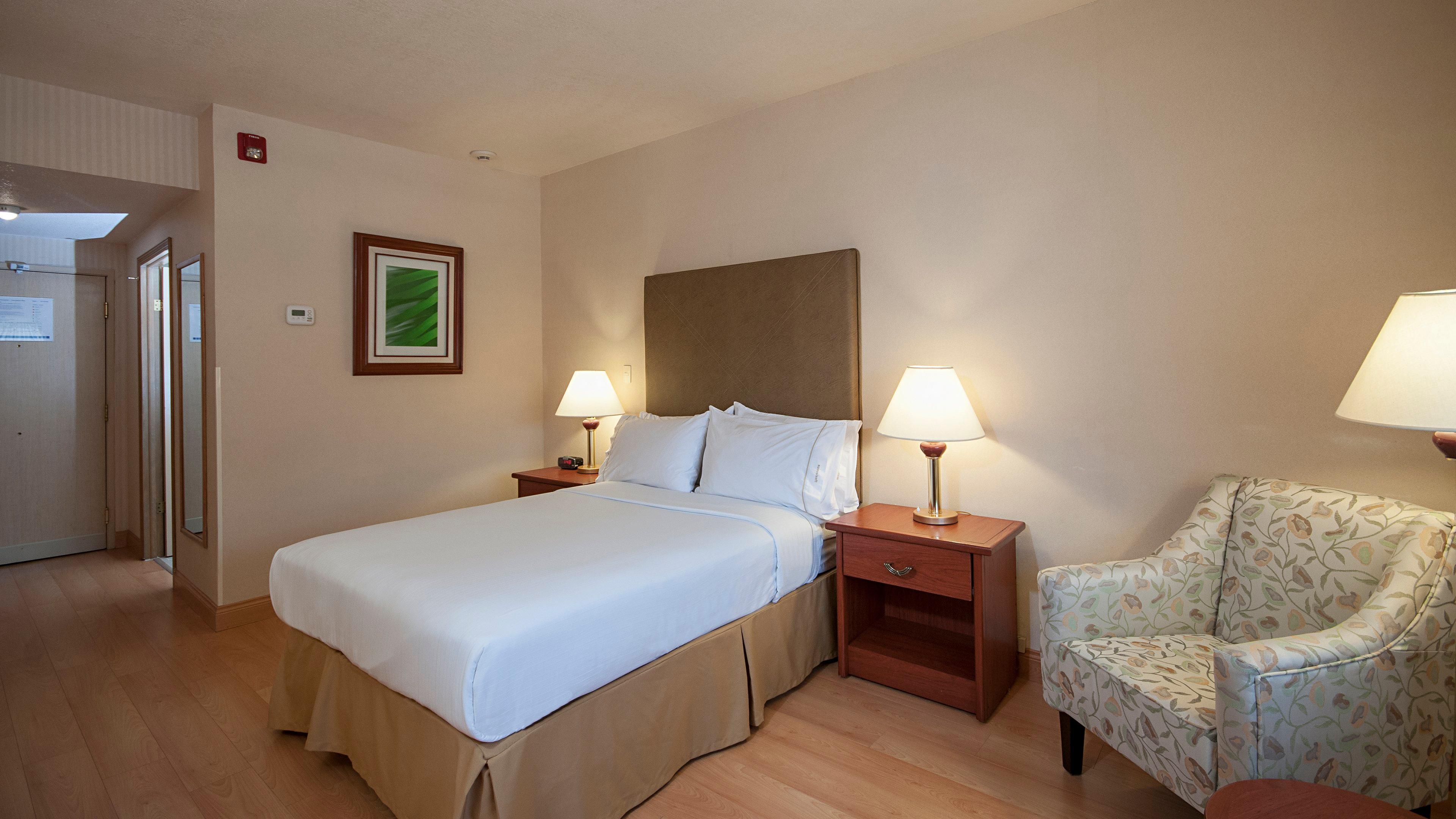 Holiday Inn Express Chihuahua By Ihg Экстерьер фото